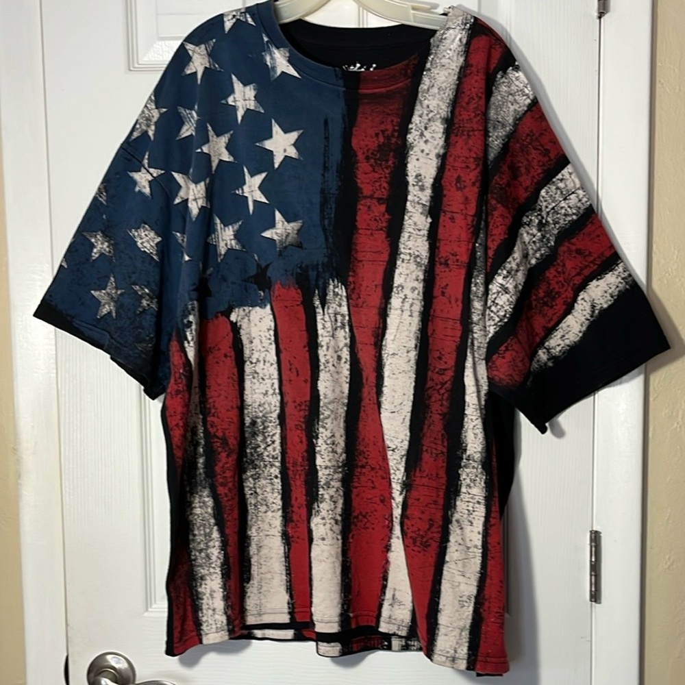 DOM men’s short sleeve black T-shirt American flag distressed painted cotton 3X